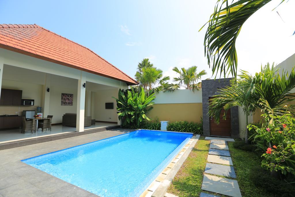 סמיניאק Putri Bali Villa מראה חיצוני תמונה