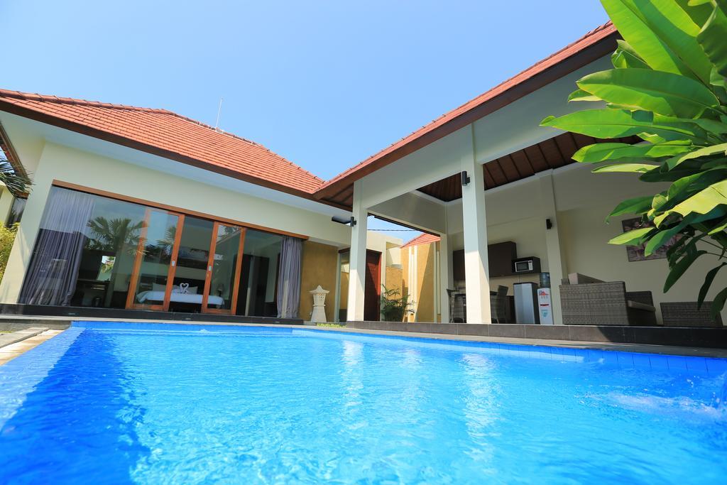 סמיניאק Putri Bali Villa מראה חיצוני תמונה