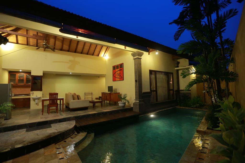 סמיניאק Putri Bali Villa מראה חיצוני תמונה