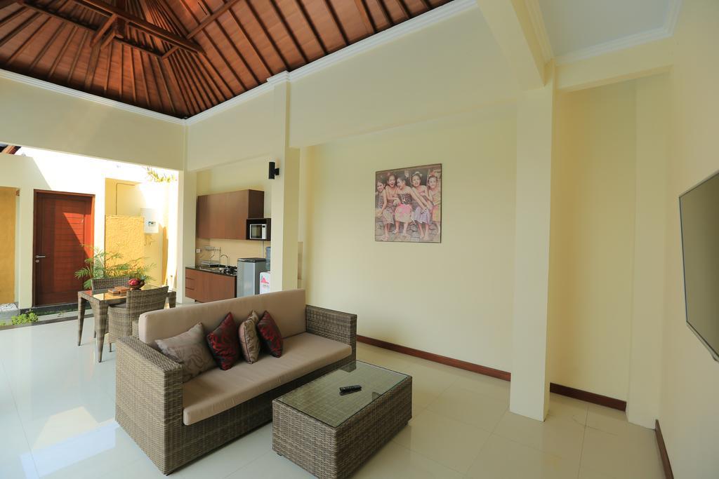 סמיניאק Putri Bali Villa מראה חיצוני תמונה