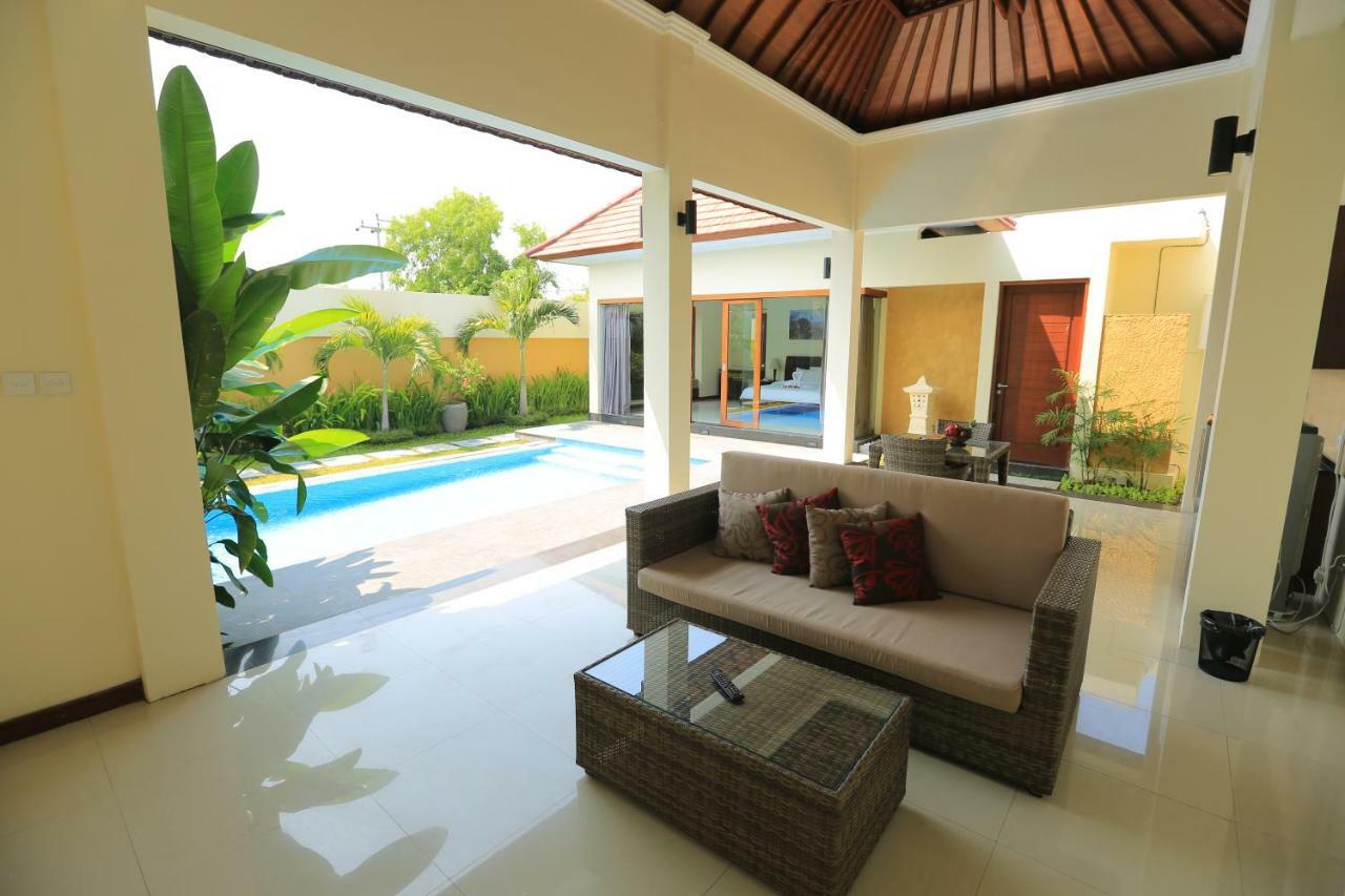 סמיניאק Putri Bali Villa מראה חיצוני תמונה